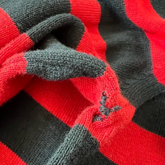 Ben Sherman Mens Size Medium Red & Blue Striped Crew Neck Pullover Sweater - Picture 5 of 5